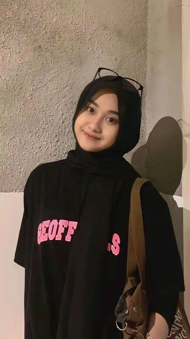 instagram-cute-hijab-girl-dp
