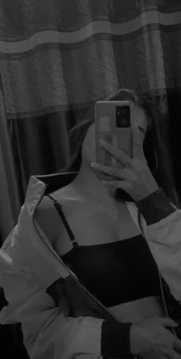 mirror-hide-face-girl-dp