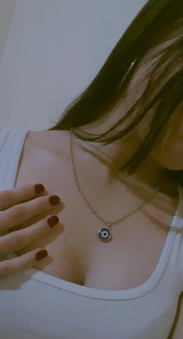 mirror-hide-face-girl-dp