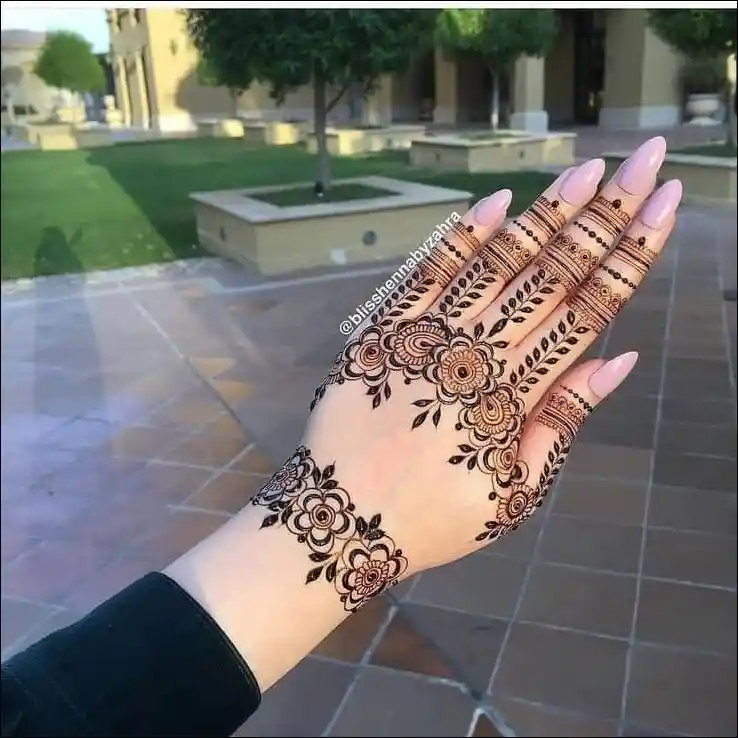 new-mehndi-design-images