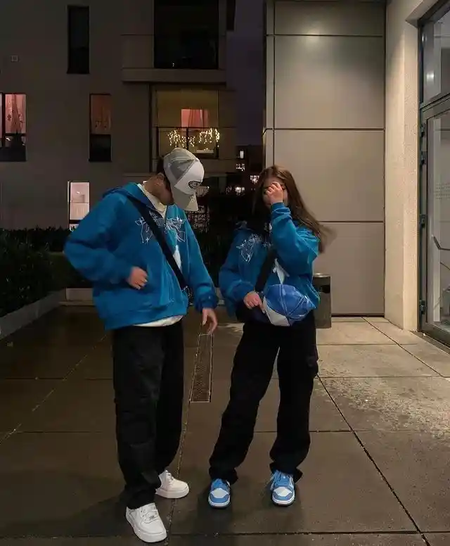 romantic-love-couple-dp