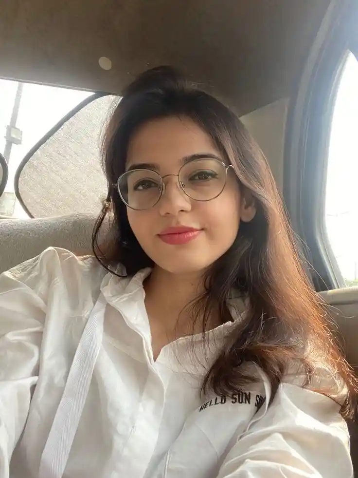 attitude-girl-dp