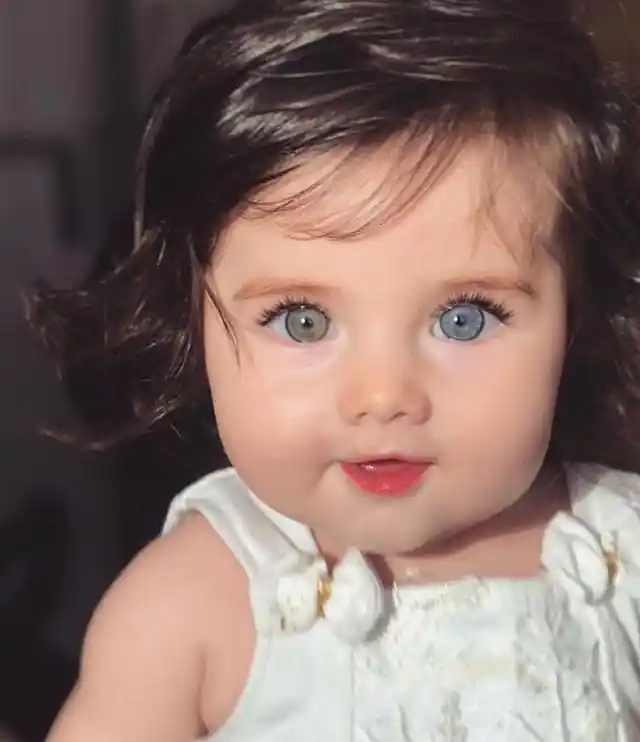 beautiful-small-baby-dp