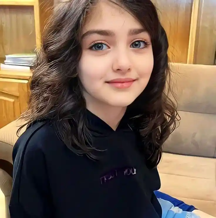 beautiful-small-baby-dp