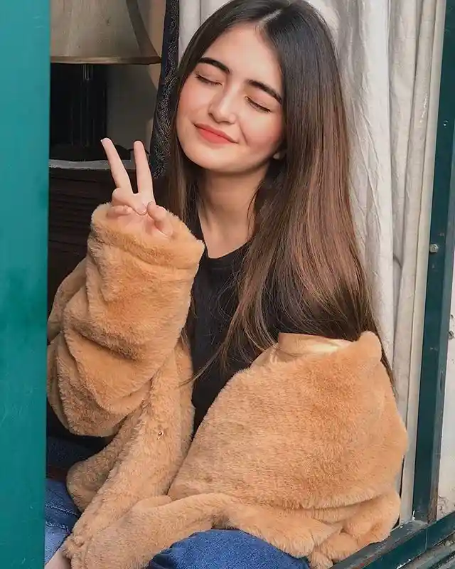 facebook-girls-photos